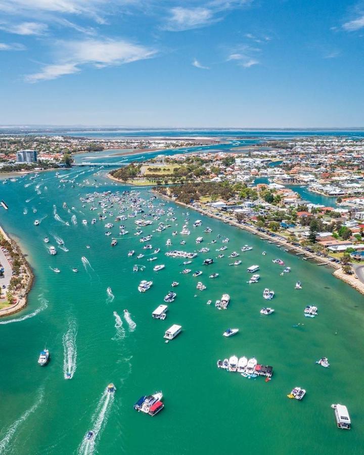 Апартаменты The Hutt On Mandurah Marina Экстерьер фото