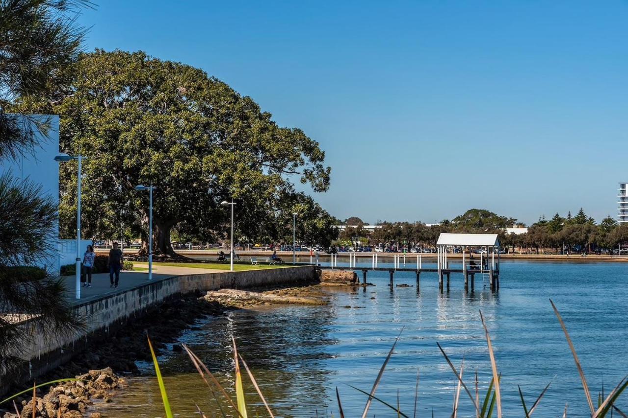 Апартаменты The Hutt On Mandurah Marina Экстерьер фото
